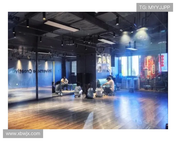 广州街舞队的阵地战体系与街舞战术的深度解析与实践探索 广州街舞队的阵地战体系与街舞战术的深度解析与实践探索