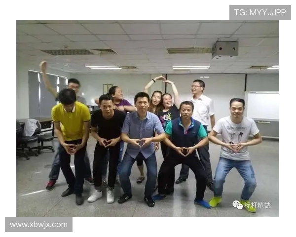 成都乒乓球队总决赛精彩点评团队协作展现无遗的默契与实力 成都乒乓球队总决赛精彩点评团队协作展现无遗的默契与实力