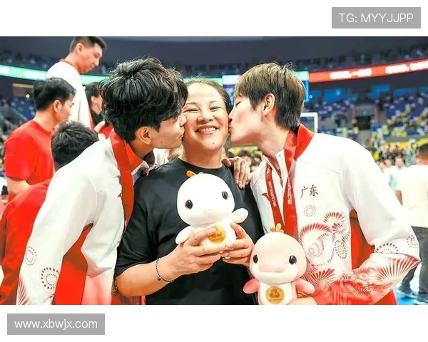 全运会回顾重庆排球队展现出色耐力与团队精神的精彩表现