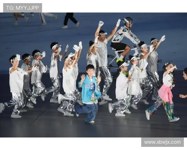 成都街舞队灵活性创新高引领全国街舞灵动排名新趋势